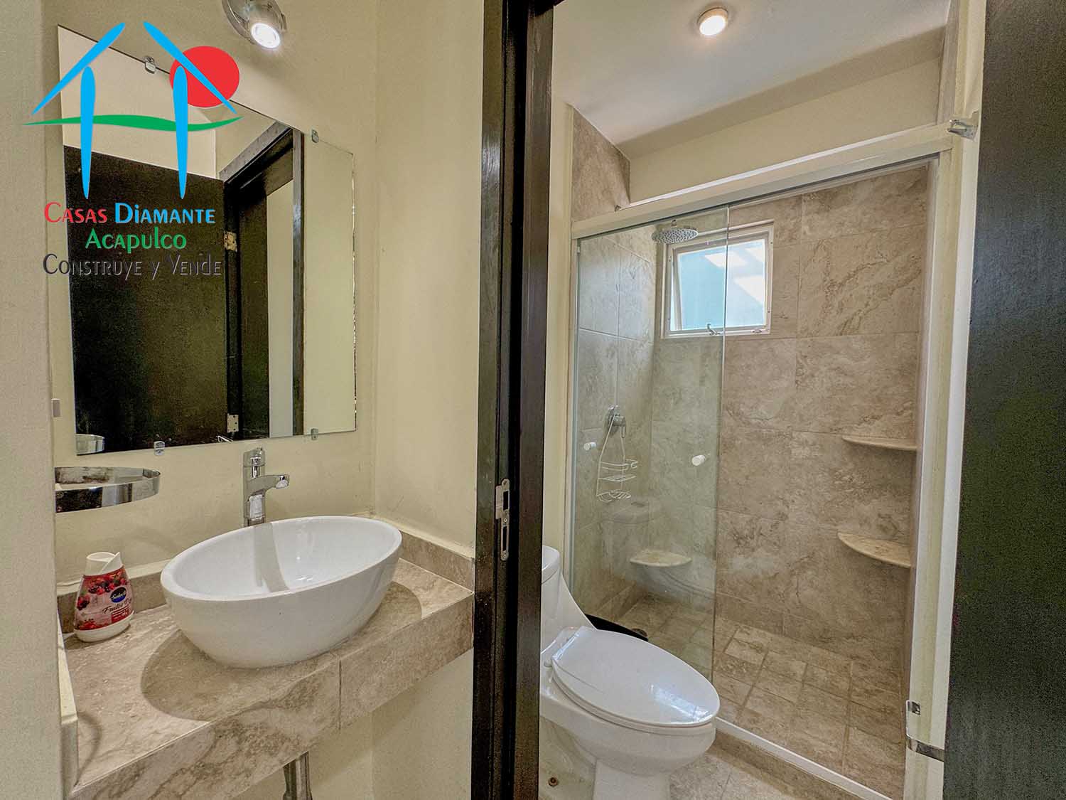 Puerta Diamante 311 - Baño estancia 1